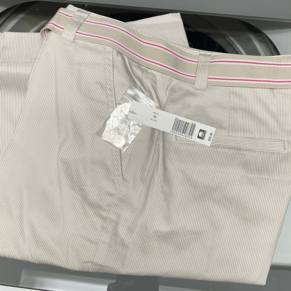Kim Rogers Cream Pinstripe 4 Pocket Belted Bermuda Shorts NWT - Picture 3 of 8